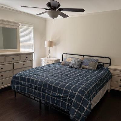 Sale Photo Thumbnail #62