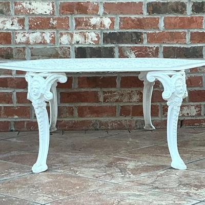Octagon Outdoor Patio White Cast Aluminum Coffee Table  
