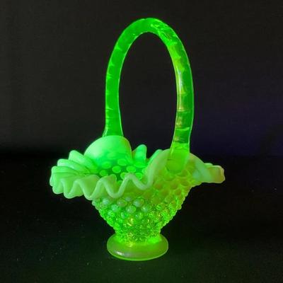 Vintage Fenton Topaz Opalescent Hobnail Uranium Glass Basket
