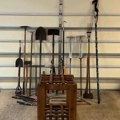 Yard Tools & Organizer