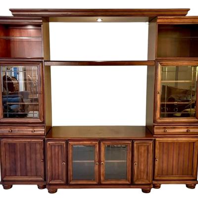 American Signature Home Entertainment Center