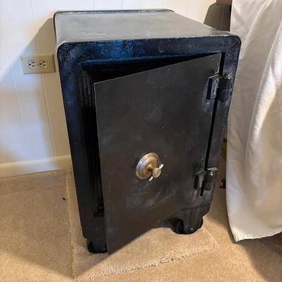 Sale Photo Thumbnail #51