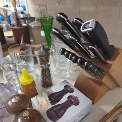 Sale Photo Thumbnail #48