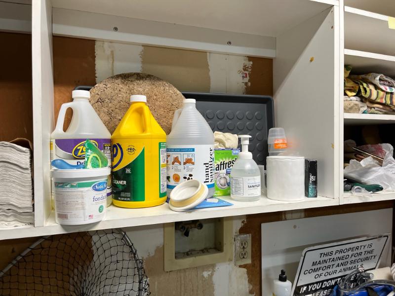 Sale Photo Thumbnail #733