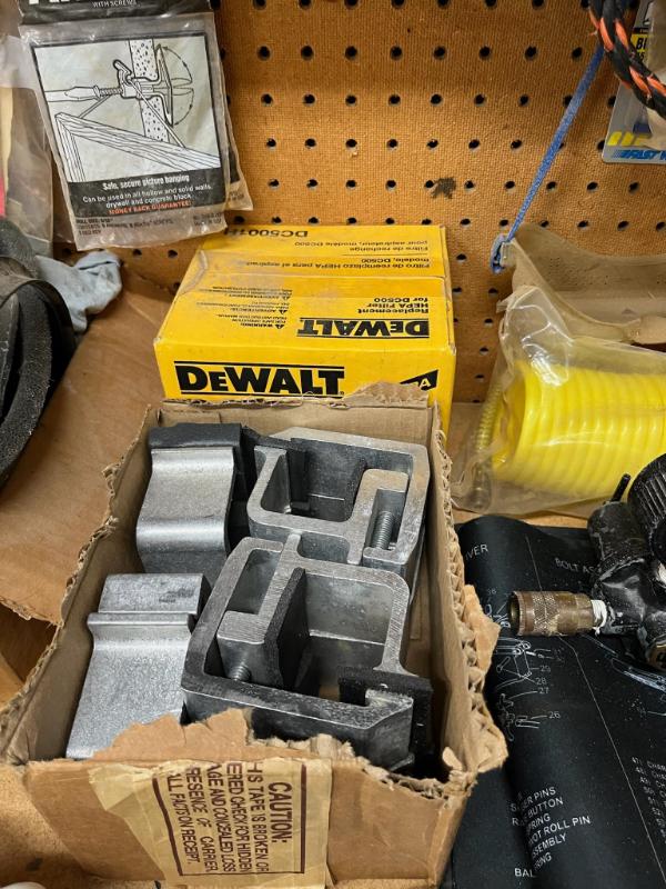 Sale Photo Thumbnail #721