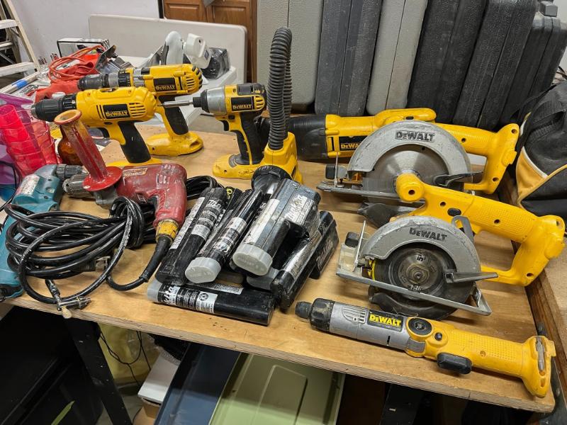 Sale Photo Thumbnail #691