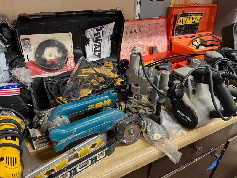 Sale Photo Thumbnail #698