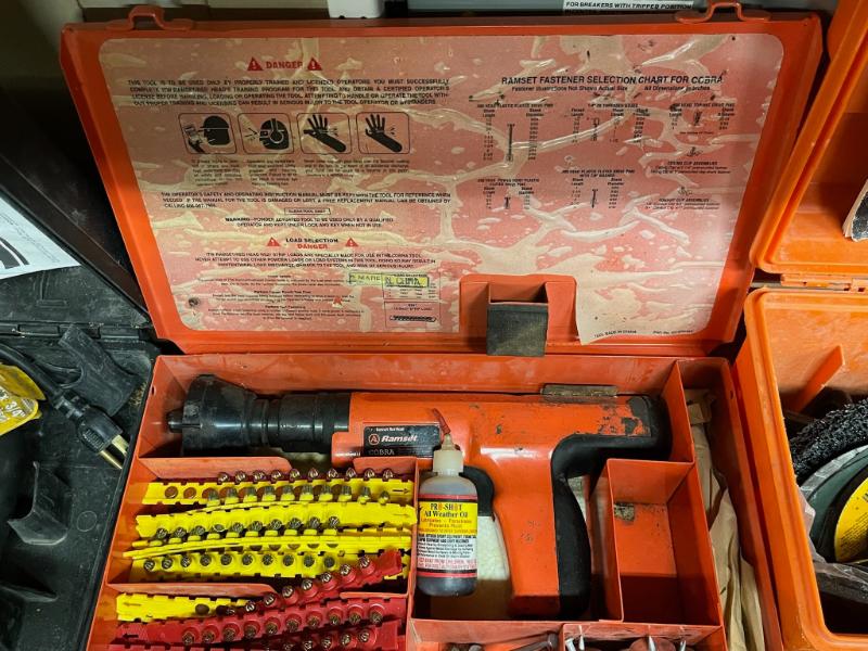 Sale Photo Thumbnail #703