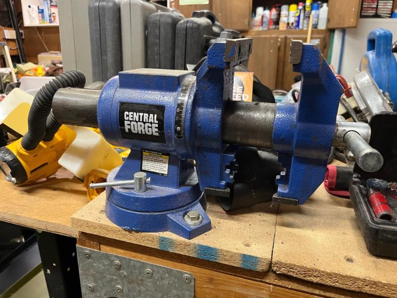 Sale Photo Thumbnail #686