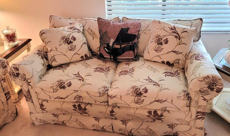 Sale Photo Thumbnail #21