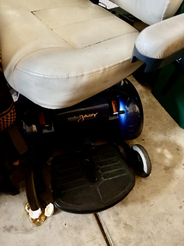 Sale Photo Thumbnail #16