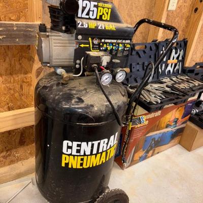 Sale Photo Thumbnail #8