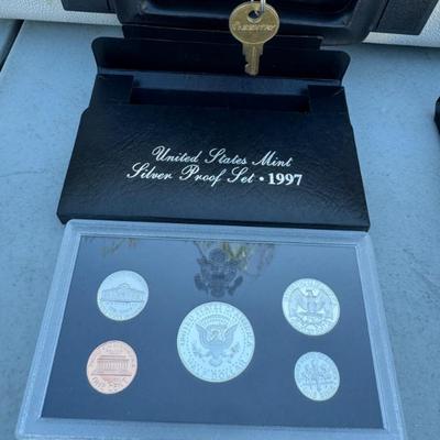 Sale Photo Thumbnail #31