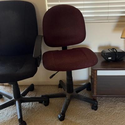 Office Chairs, Side Table on Wheels, GE Alarm Clock & Lamp