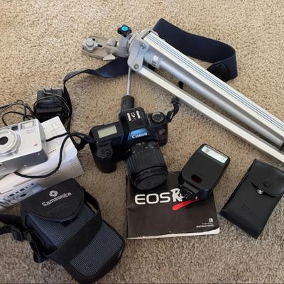 Canon EOS Rebel Film Camera with Speedlite 200E, Vivitar PZ3115 35mm Zoom Camera + Tripod + Case