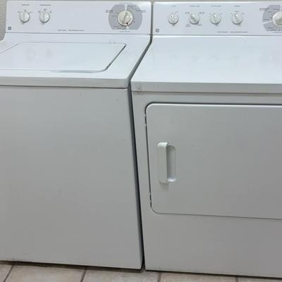 White GE Washer & Dryer Set - Working & Good Condition!