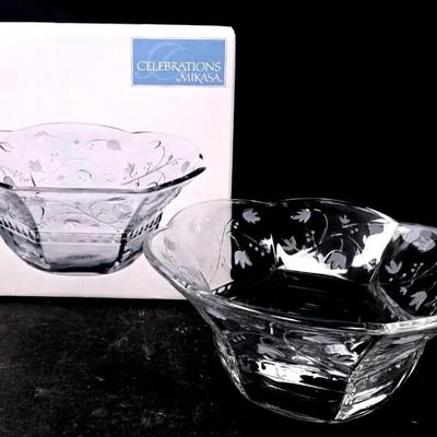 "Mikasa" Cottage Lace Round Serving Bowl #1