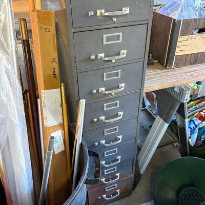 Sale Photo Thumbnail #181