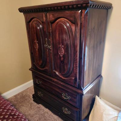 Sale Photo Thumbnail #378