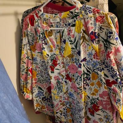 Sale Photo Thumbnail #103