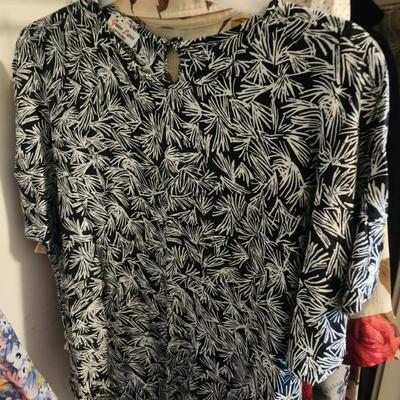 Sale Photo Thumbnail #106