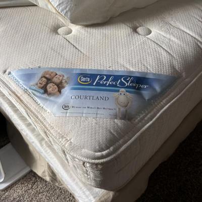 Sale Photo Thumbnail #146