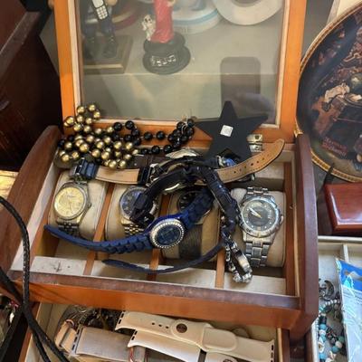 Sale Photo Thumbnail #46