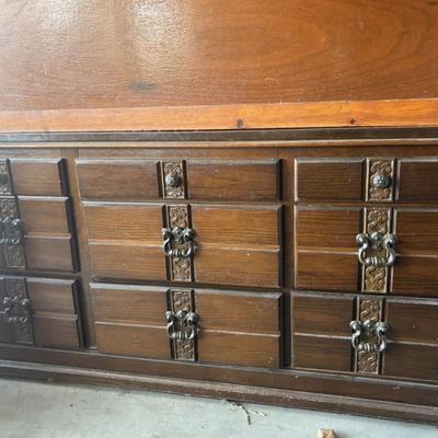 Sale Photo Thumbnail #128