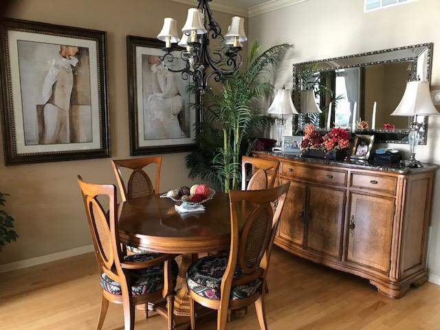 Sale Photo Thumbnail #4