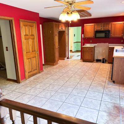 Sale Photo Thumbnail #8