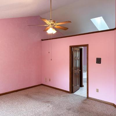 Sale Photo Thumbnail #14