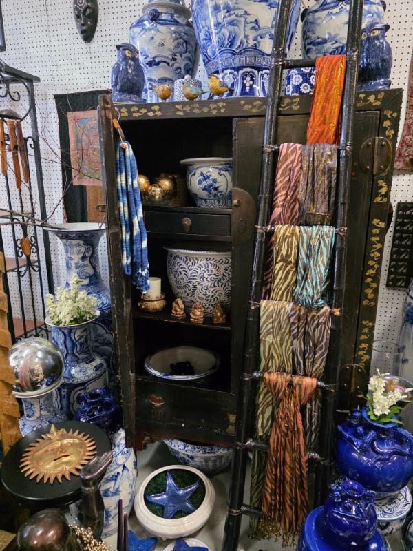 Sale Photo Thumbnail #241