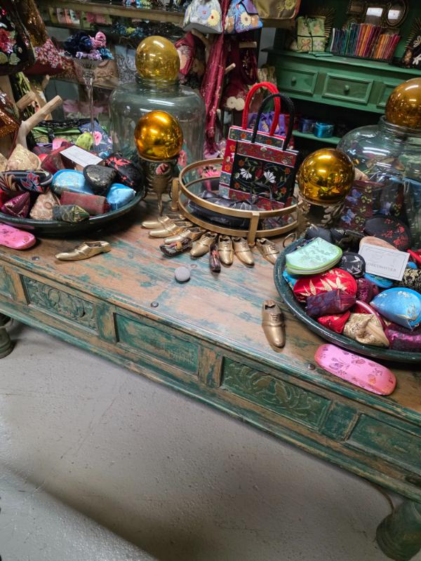 Sale Photo Thumbnail #255