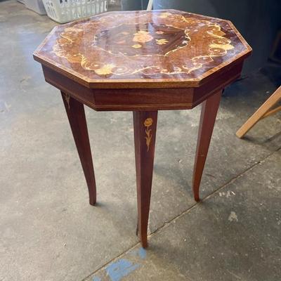 Sale Photo Thumbnail #396