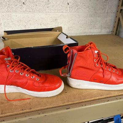 Sale Photo Thumbnail #433