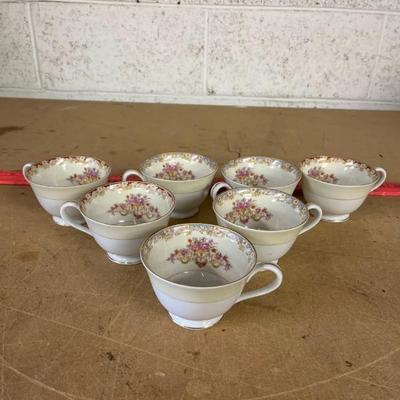 Sale Photo Thumbnail #564