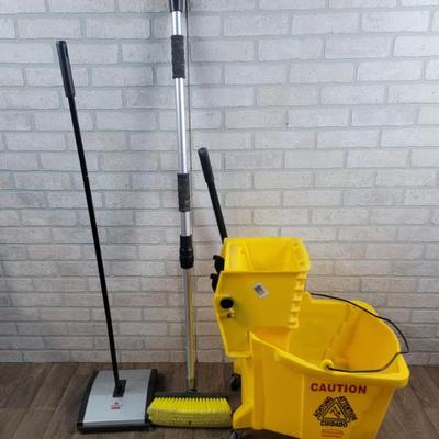 Sale Photo Thumbnail #329