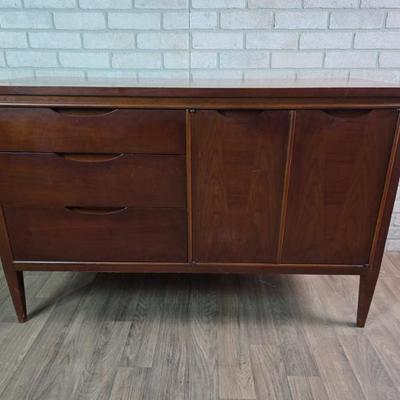 Sale Photo Thumbnail #221