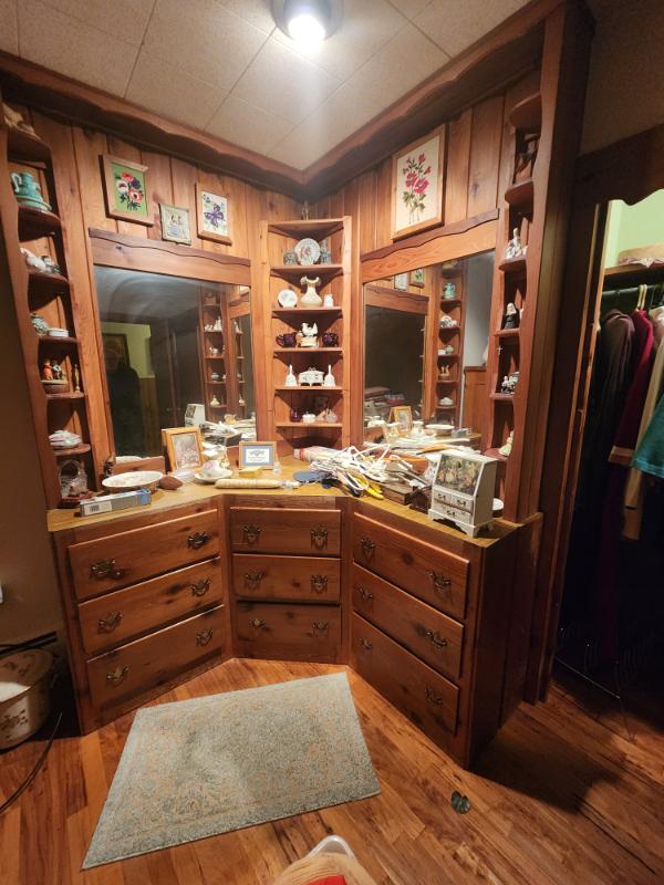 Sale Photo Thumbnail #18