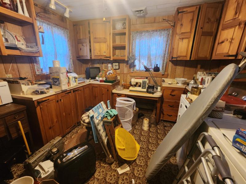 Sale Photo Thumbnail #12