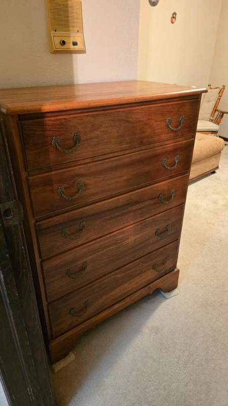 Sale Photo Thumbnail #17