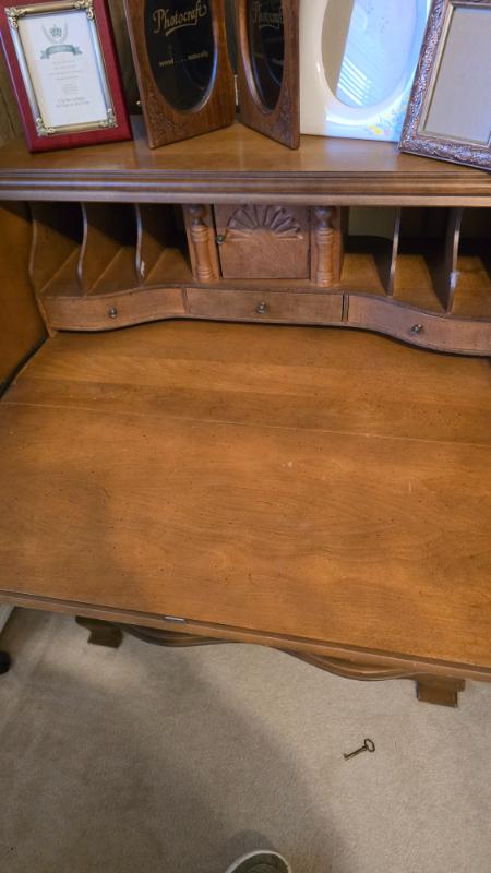 Sale Photo Thumbnail #16