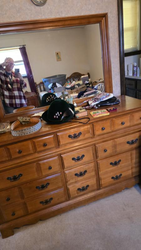 Sale Photo Thumbnail #25