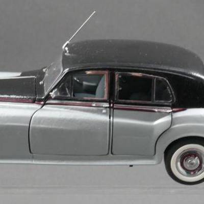 Sale Photo Thumbnail #241