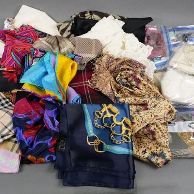 Sale Photo Thumbnail #336