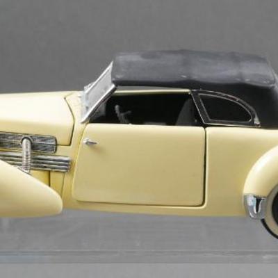 Sale Photo Thumbnail #242