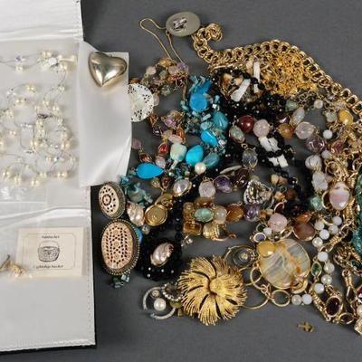 Sale Photo Thumbnail #376