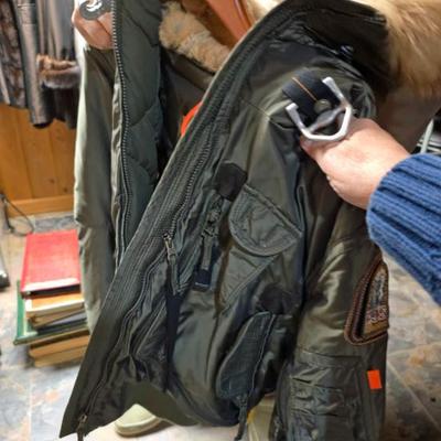 Sale Photo Thumbnail #68