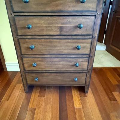 Sale Photo Thumbnail #162