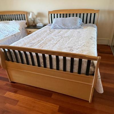 Sale Photo Thumbnail #151